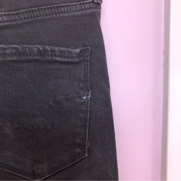 American Eagle Next Level Stretch Super High-Rise Black Leggings (Short Length) - Picture 4 of 8